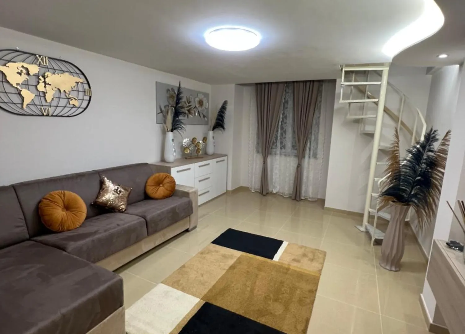 L'Ospite Napoletano Apartment Naples 0*,  Italy